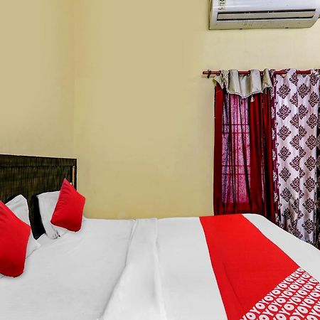 Flagship Hotel Suman Niwas Bijnaur Exterior photo
