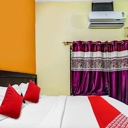 Flagship Hotel Suman Niwas Bijnaur Exterior photo