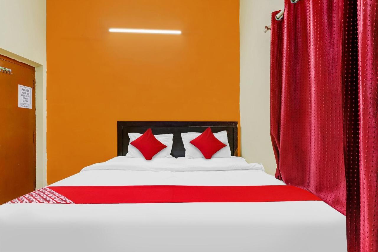 Flagship Hotel Suman Niwas Bijnaur Exterior photo